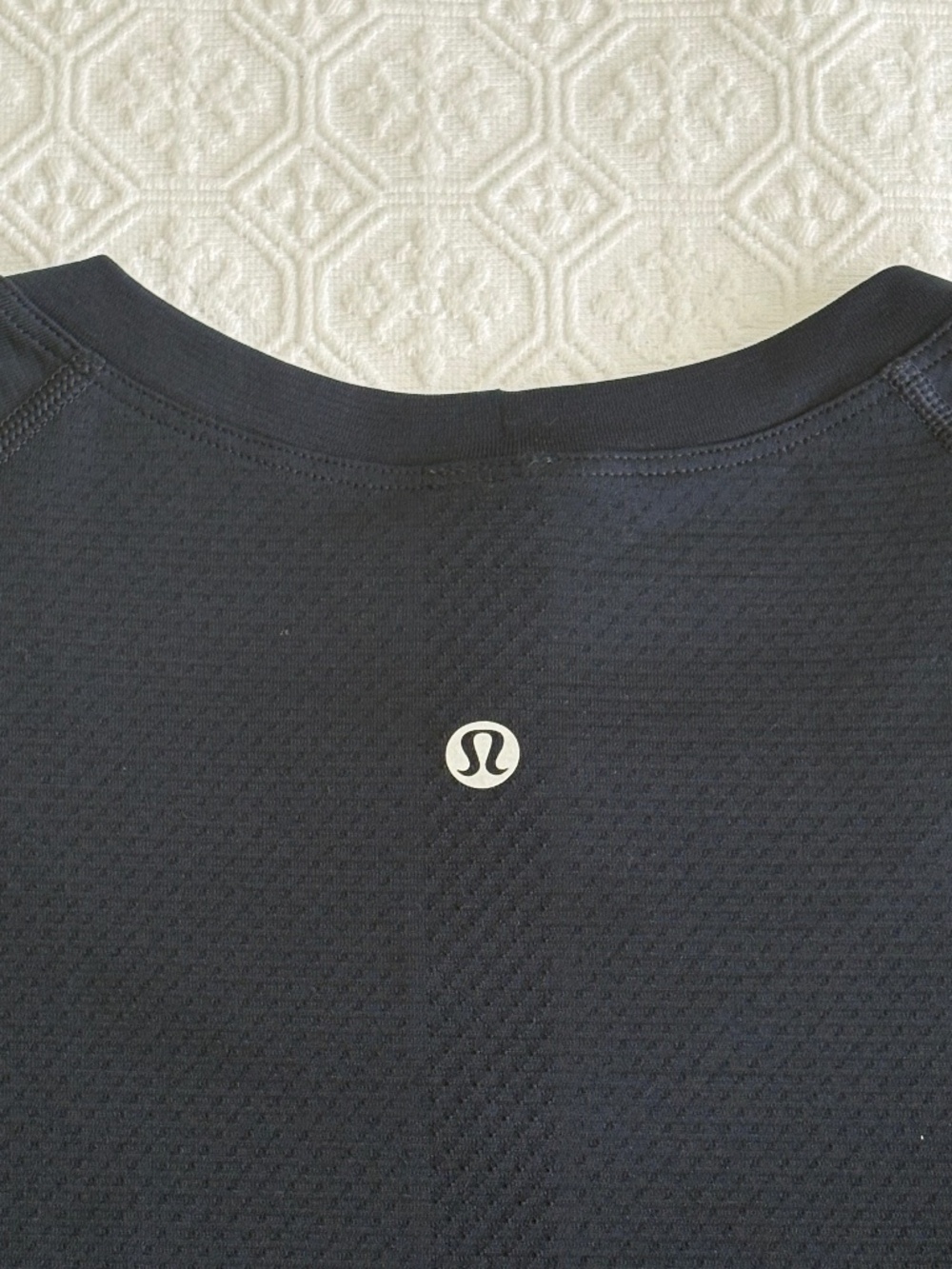 Lululemon Swiftly Tech Long Sleeve Waist-Length True Navy Size 16 Like New
